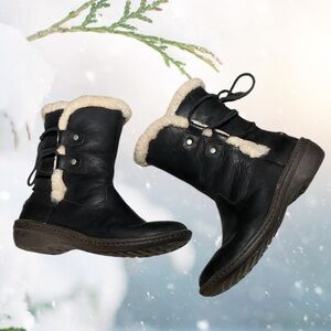 UGG Australia Akadia 1007760 Black Leather‎ Lace Up Boots Sheerling 7